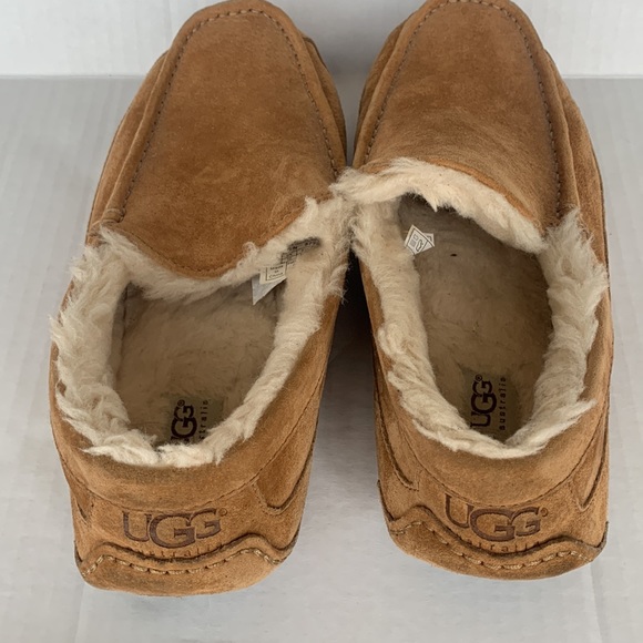 UGG Men\'s Ascot in Chestnut Slipper with Rubber Sole Size 11 main image 10